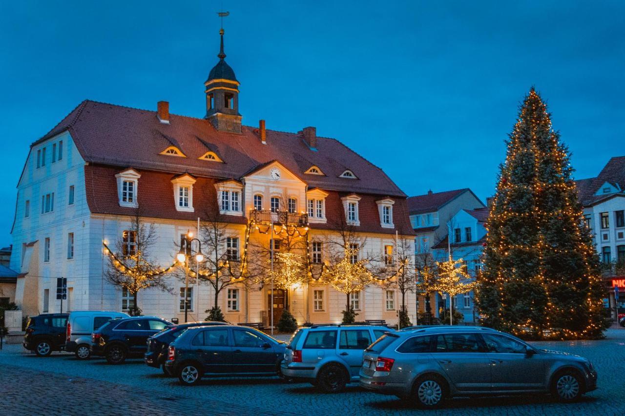 Ferienwohnungen Am Markt - Der Sachsenhof Bad Liebenwerda Exteriör bild